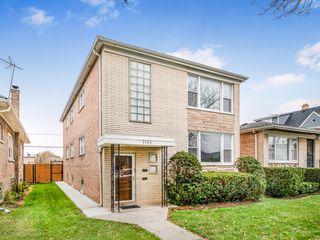 2520 N Neva Avenue, Chicago, IL 60707