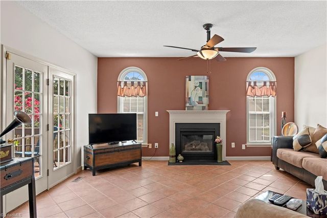 3625 Oak Chase Drive, High Point, NC 27265