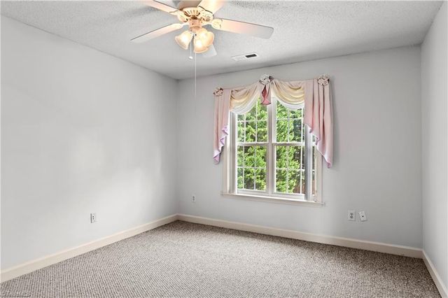 3625 Oak Chase Drive, High Point, NC 27265