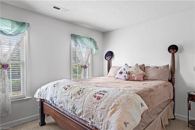 3625 Oak Chase Drive, High Point, NC 27265