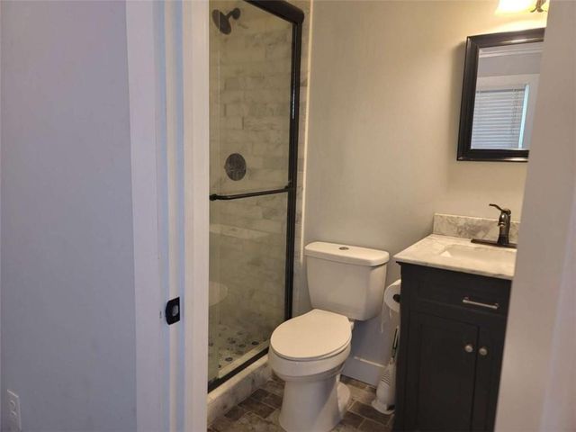 5246 W Mountain Street W, Stone Mountain, GA 30083