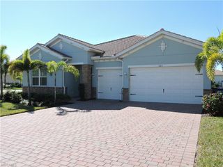 3215 Apple Blossom DR, Alva, FL 33920