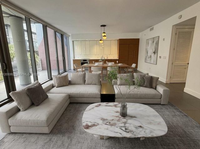 250 NW 24th Street 3C, Miami, FL 33127