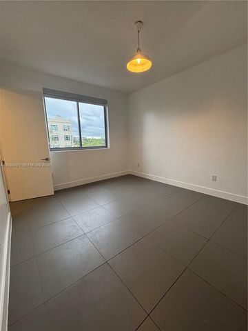 250 NW 24th Street 3C, Miami, FL 33127