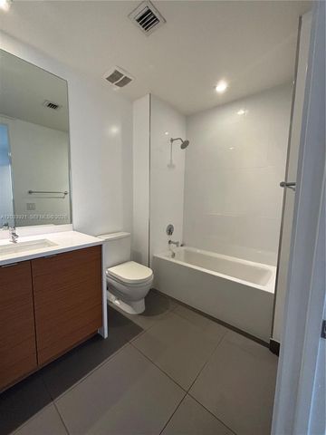 250 NW 24th Street 3C, Miami, FL 33127
