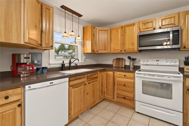 1167 Hampton Drive, Victor, NY 14564