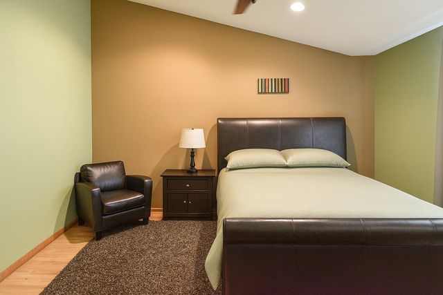 6869 Folkestone Road 614, Apple Valley, MN 55124