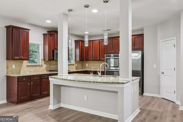 2194 Dodson Woods Drive, Fairburn, GA 30213