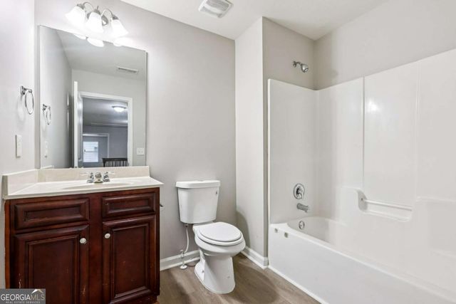 2194 Dodson Woods Drive, Fairburn, GA 30213