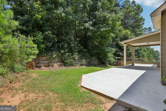 2194 Dodson Woods Drive, Fairburn, GA 30213