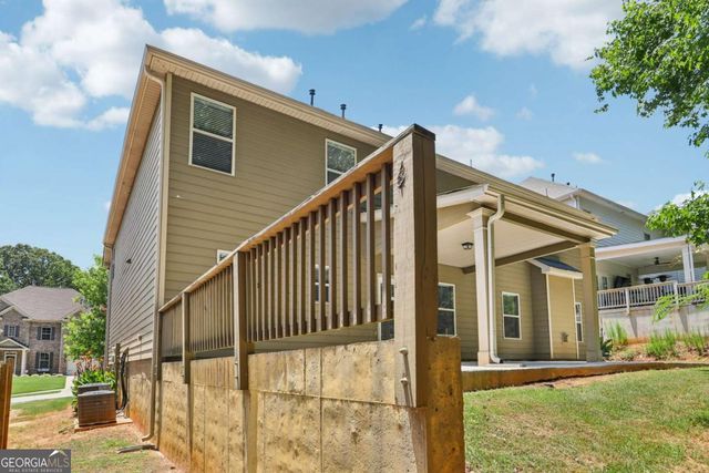 2194 Dodson Woods Drive, Fairburn, GA 30213