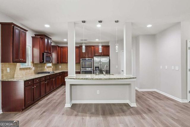 2194 Dodson Woods Drive, Fairburn, GA 30213