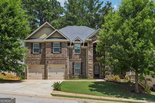 2194 Dodson Woods Drive, Fairburn, GA 30213