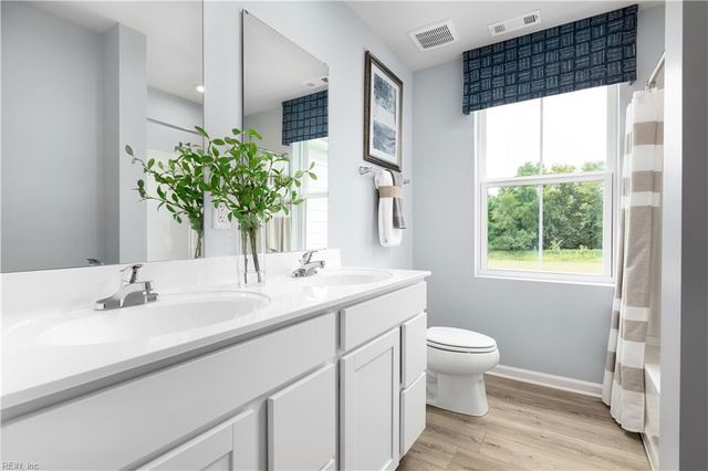 2137 Gilmer LN, Toano, VA 23168