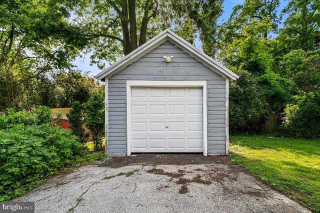30 KEYSTONE AVE, Paoli, PA 19301