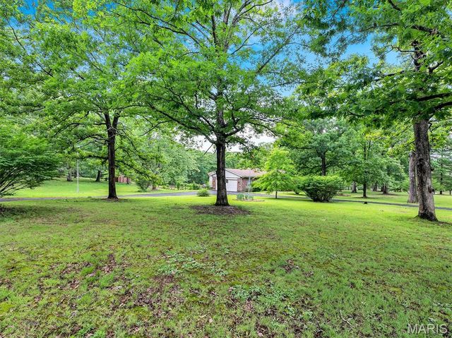 43 E Nottingham Circle, Sullivan, MO 63080