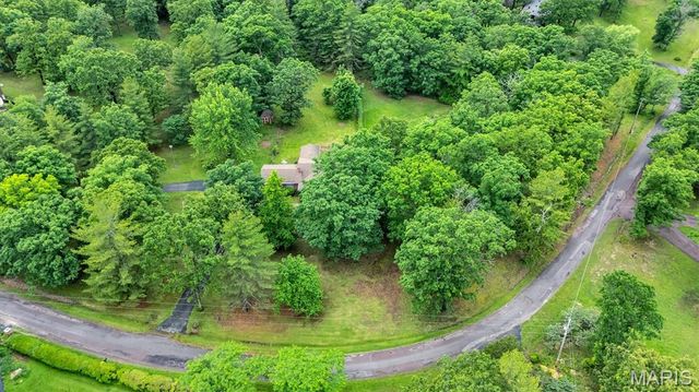 43 E Nottingham Circle, Sullivan, MO 63080