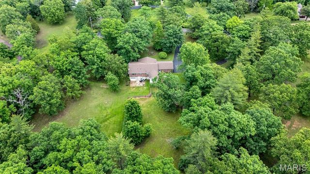 43 E Nottingham Circle, Sullivan, MO 63080