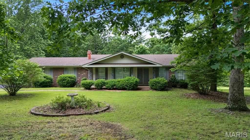 43 E Nottingham Circle, Sullivan, MO 63080