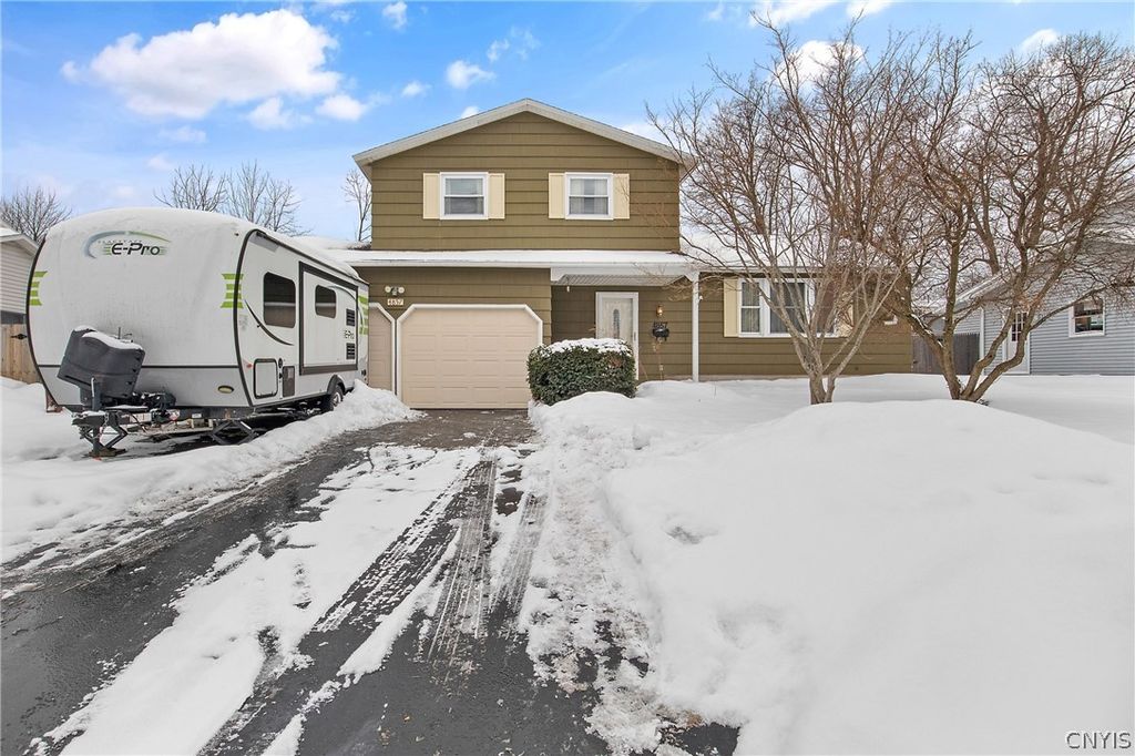 4857 Driftwood Drive, Salina, NY 13088