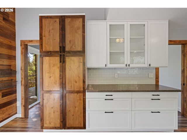 5817 Sw ALFRED St, Portland, OR 97219