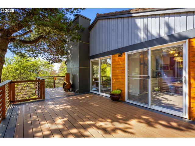 5817 Sw ALFRED St, Portland, OR 97219