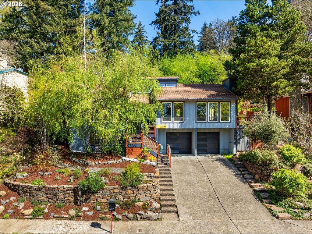 5817 Sw ALFRED St, Portland, OR 97219