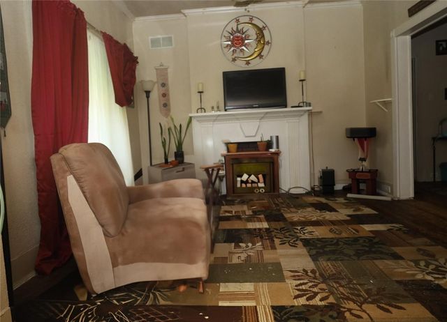 749 Wilmington St, Canton Twp, PA 15301