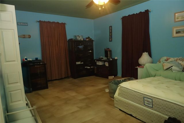 749 Wilmington St, Canton Twp, PA 15301