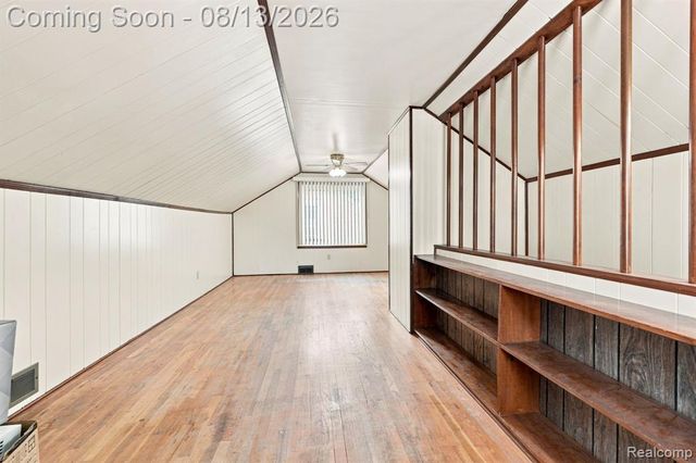 17612 Sprenger Avenue, Eastpointe, MI 48021