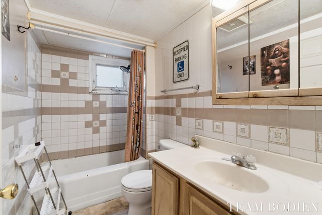 42658 82nd Avenue, Decatur, MI 49045