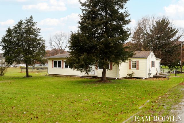 42658 82nd Avenue, Decatur, MI 49045