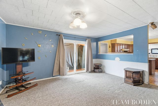 42658 82nd Avenue, Decatur, MI 49045