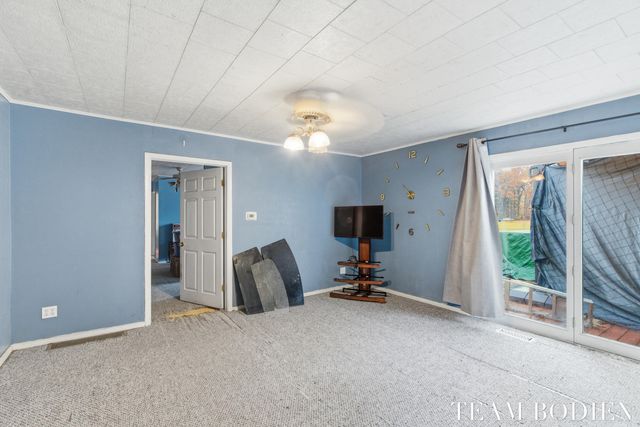 42658 82nd Avenue, Decatur, MI 49045