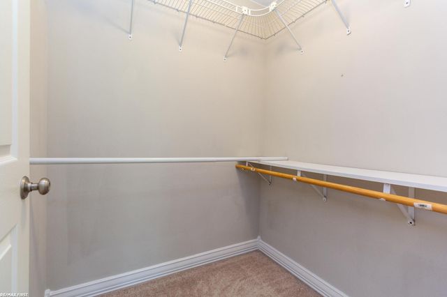 400 E Romeo Road, Oakland, MI 48363