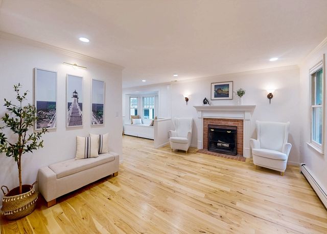 79 Charter Rd, Acton, MA 01720