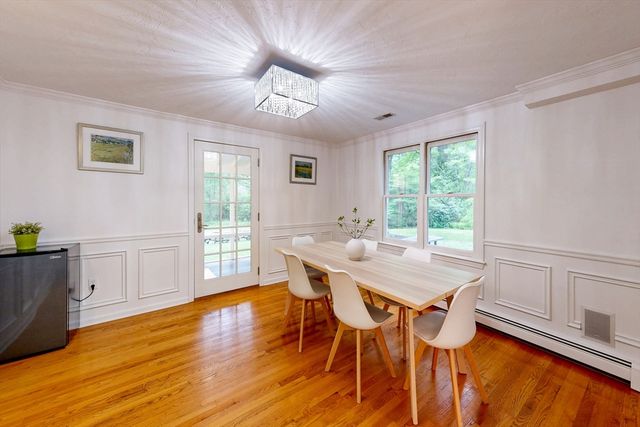 79 Charter Rd, Acton, MA 01720