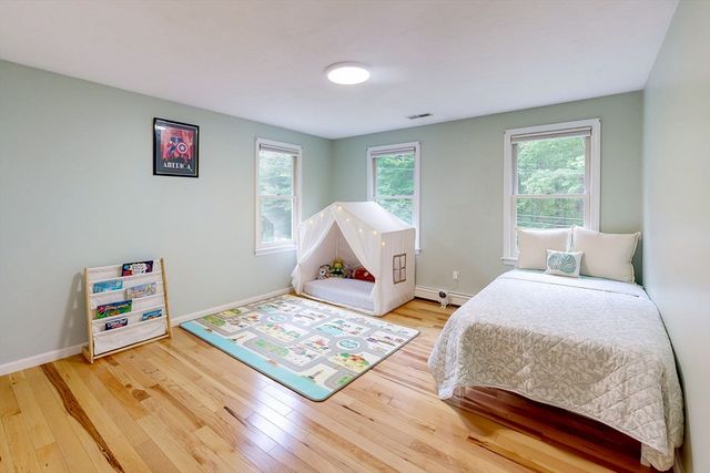 79 Charter Rd, Acton, MA 01720