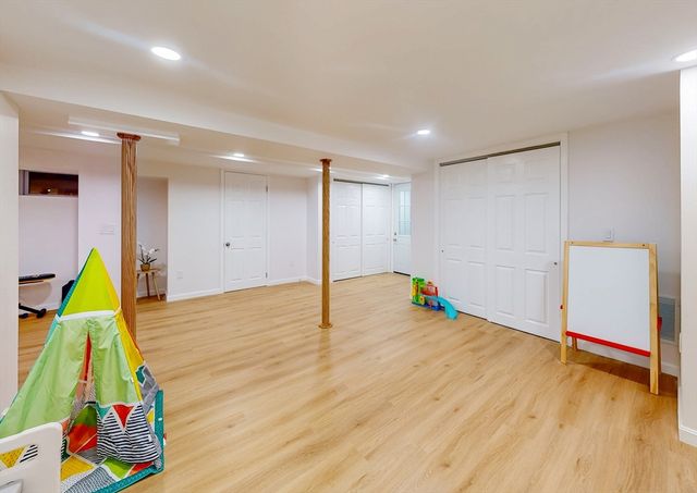 79 Charter Rd, Acton, MA 01720