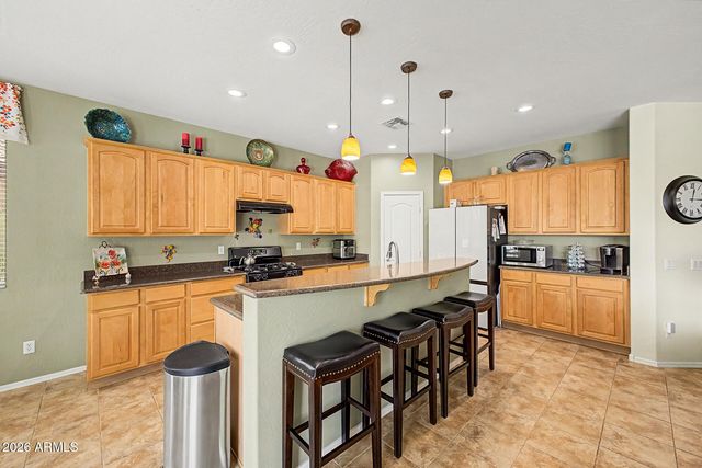 15571 W ROANOKE Avenue, Goodyear, AZ 85395
