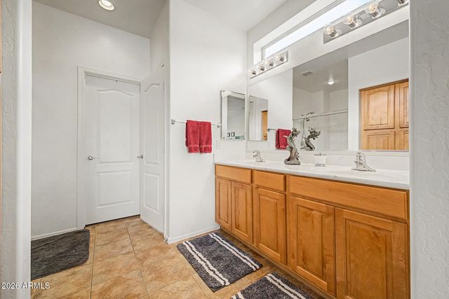 15571 W ROANOKE Avenue, Goodyear, AZ 85395