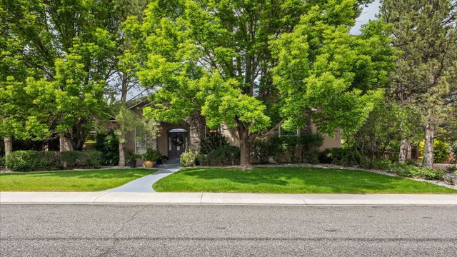 2666 Dahlia Court, Grand Junction, CO 81506