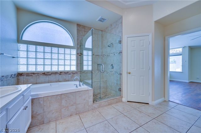 968 East Robindale Road, Las Vegas, NV 89123