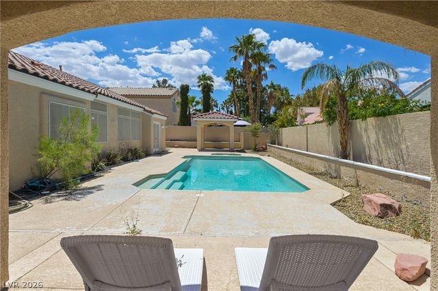 968 East Robindale Road, Las Vegas, NV 89123