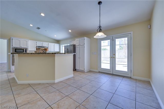 968 East Robindale Road, Las Vegas, NV 89123
