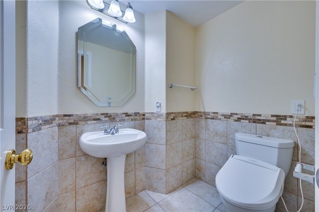 968 East Robindale Road, Las Vegas, NV 89123