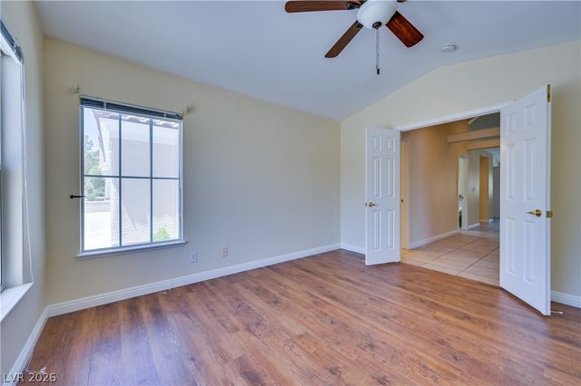 968 East Robindale Road, Las Vegas, NV 89123