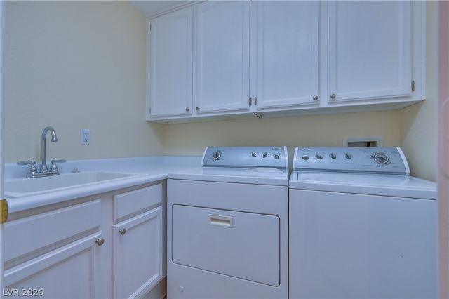 968 East Robindale Road, Las Vegas, NV 89123