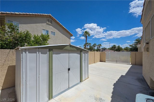 968 East Robindale Road, Las Vegas, NV 89123