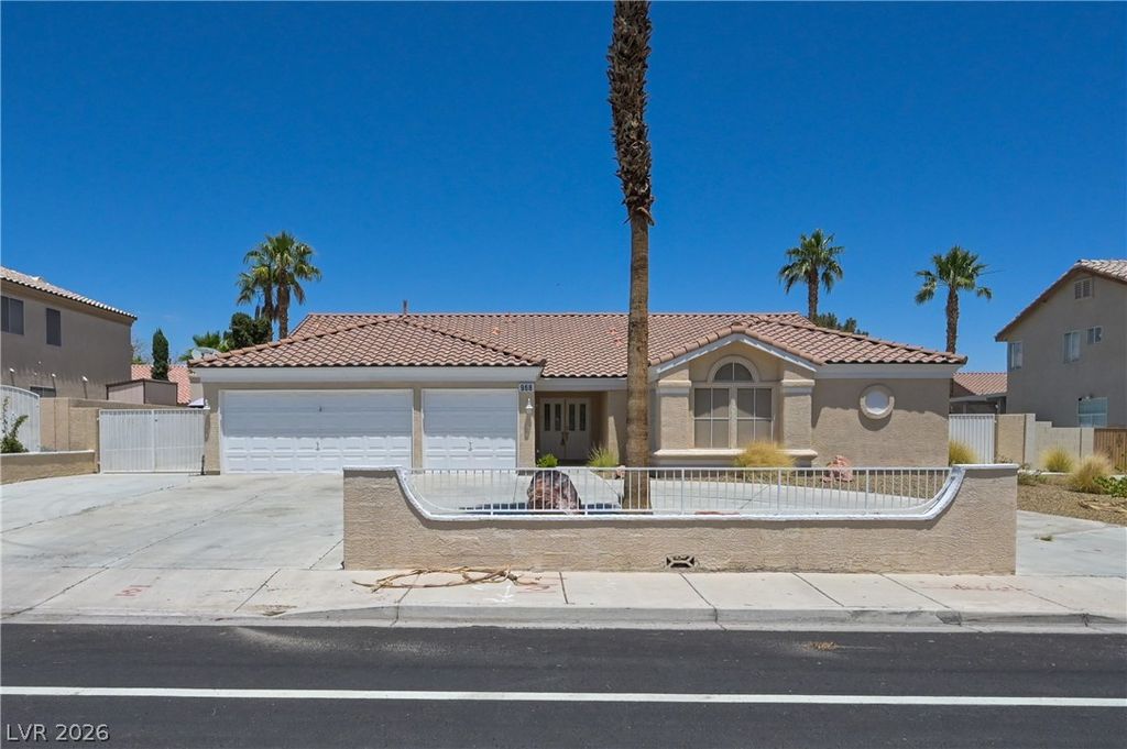 968 East Robindale Road, Las Vegas, NV 89123